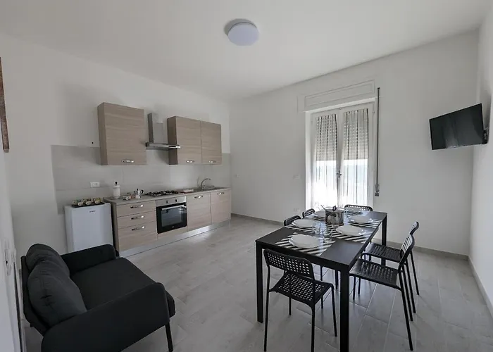 House Διαμέρισμα *